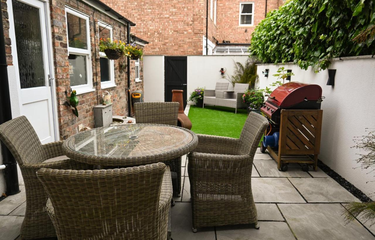 Bronte Guest House ยอร์ค ภายนอก รูปภาพ