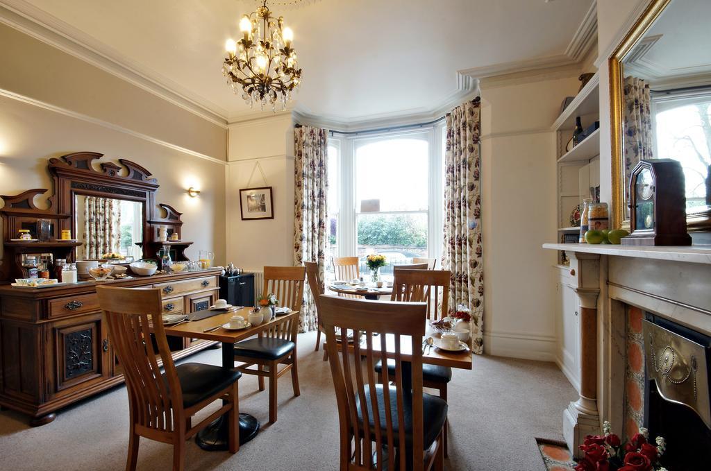Bronte Guest House ยอร์ค ภายนอก รูปภาพ
